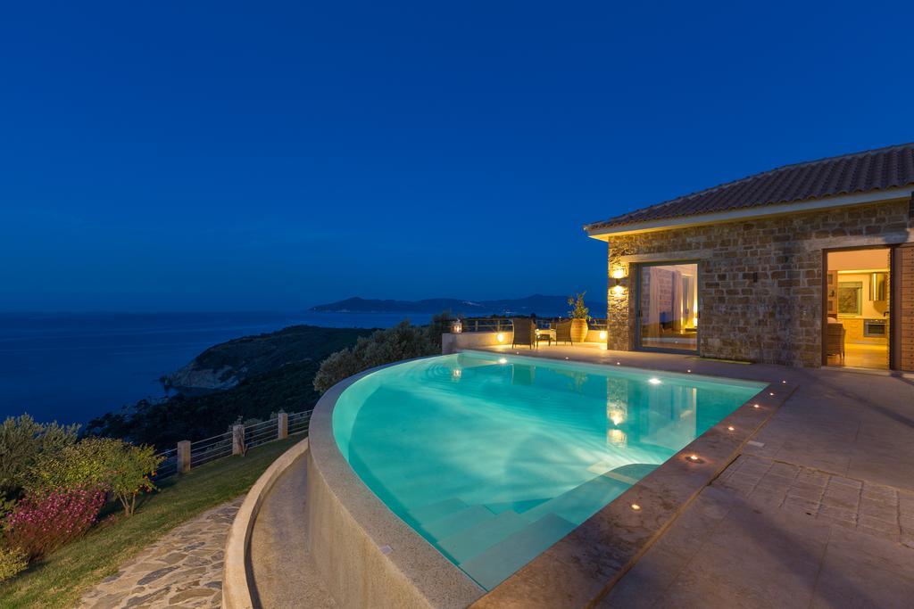 Olivia'S Villas Of Luxury Kalivia  ภายนอก รูปภาพ